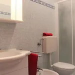 Spacious Flat In A Great *