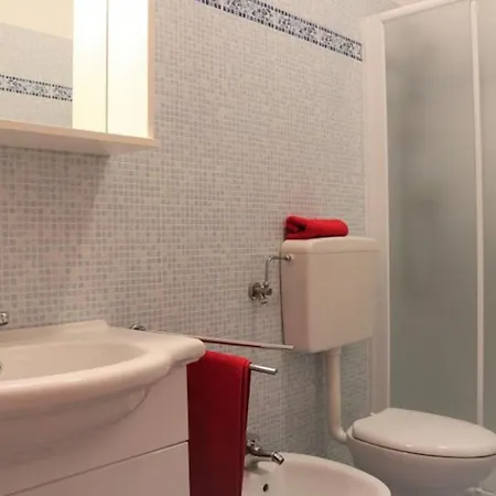 Spacious Flat In A Great *